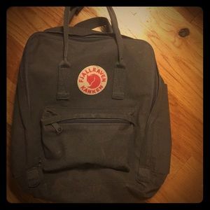 Cheap classic fjall raven kanken backpack